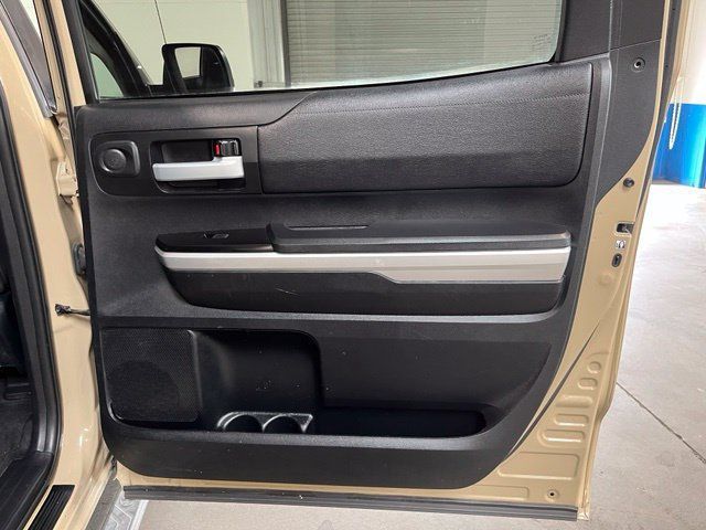Used 2017 Toyota Tundra SR5 RWD image 16