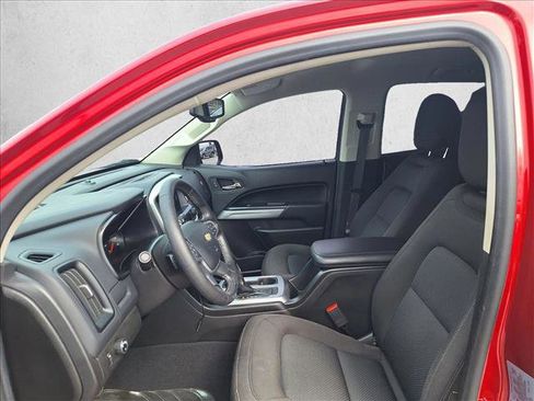 Used 2021 Chevrolet Colorado LT w/ Safety Package image 10