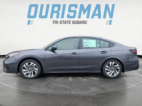 Used 2025 Subaru Legacy Limited image 3
