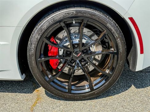 Used 2017 Chevrolet Corvette Grand Sport RWD image 22