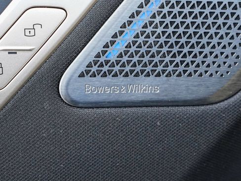 Used 2023 BMW iX M60 w/ Executive Package image 10