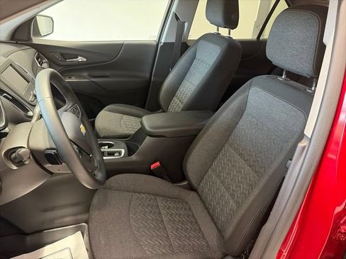 Certified 2024 Chevrolet Equinox LT w/ LPO, Floor Liner Package FWD image 12