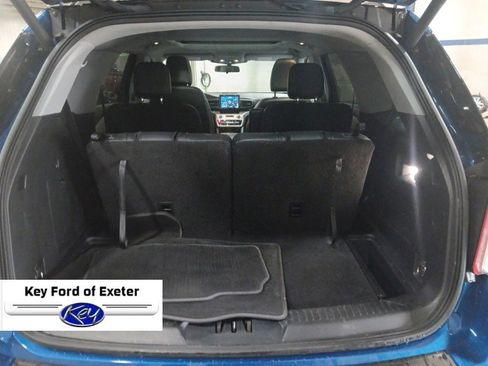 Certified 2022 Ford Explorer XLT w/ Equipment Group 202A image 11