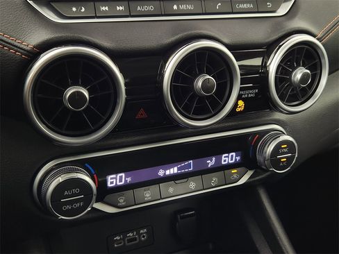 Used 2023 Nissan Sentra SR w/ Trunk Package image 21