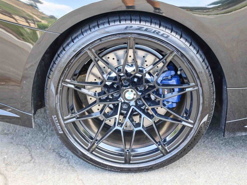 Used 2022 BMW M4 Competition w/ Executive Package RWD image 13