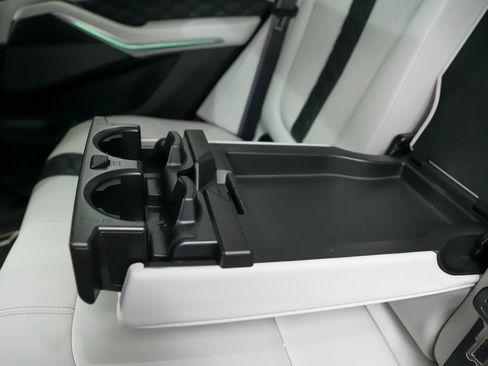 Used 2024 BMW X5 M Competition w/ Executive Package AWD/4WD image 19