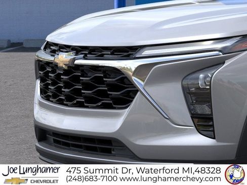 New 2026 Chevrolet Trax LT w/ Sunroof Package FWD image 13