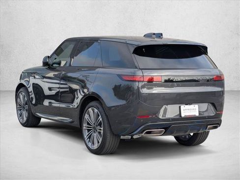 Used 2026 Land Rover Range Rover Sport Dynamic SE AWD/4WD image 8