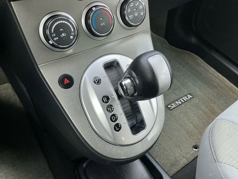 Used 2011 Nissan Sentra 2.0 SL w/ Navigation Pkg image 22