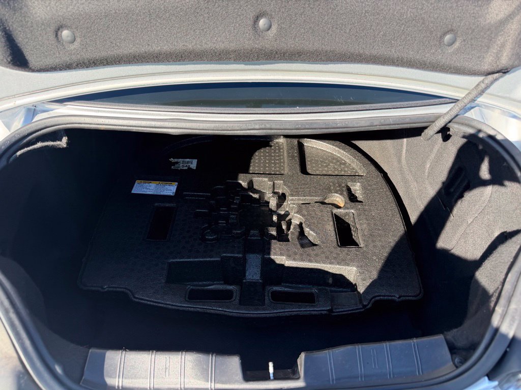 Used 2019 Chevrolet Camaro SS RWD image 15