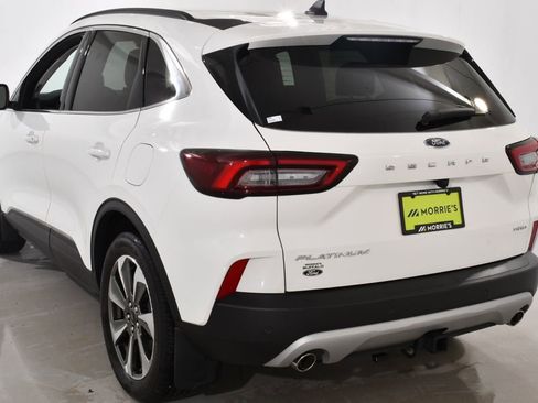 Used 2025 Ford Escape Platinum w/ Premium Technology Package image 14