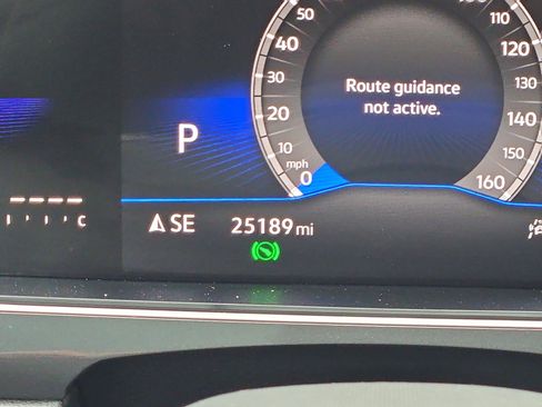 Used 2024 Volkswagen Tiguan Wolfsburg Edition image 23