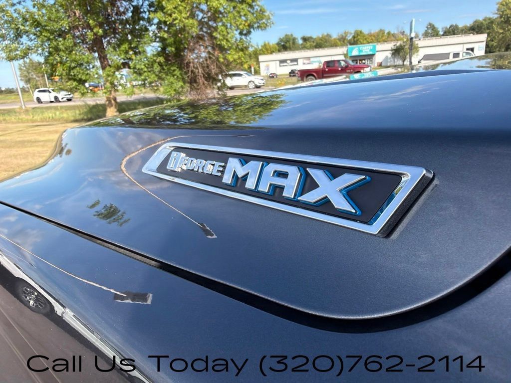 Used 2026 Toyota Sequoia Platinum AWD/4WD image 44
