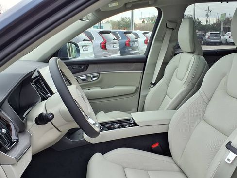 New 2026 Volvo XC90 B6 Ultra w/ Protection Package AWD/4WD image 14