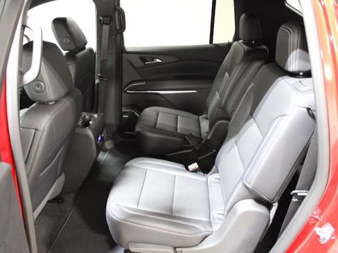 New 2025 Chevrolet Traverse LT w/ Enhanced Driving Package image 24