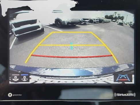 Used 2021 Toyota Camry SE image 33