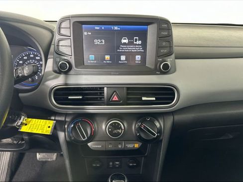 Used 2018 Hyundai Kona SE image 36