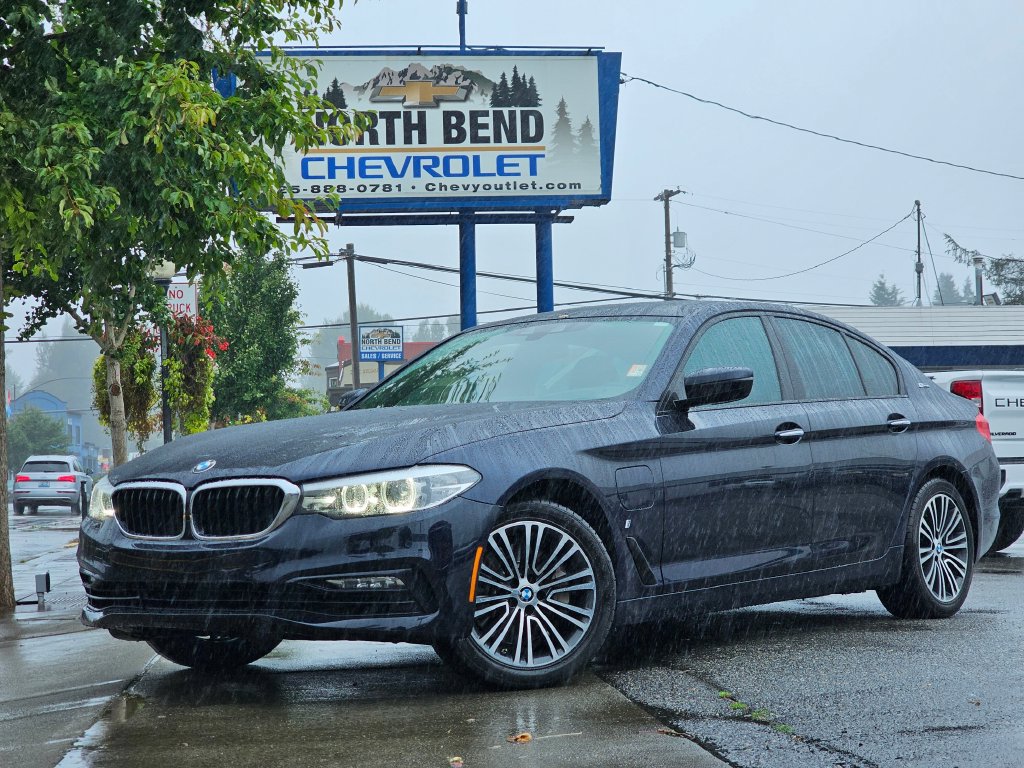Used 2018 BMW 530e RWD image 1
