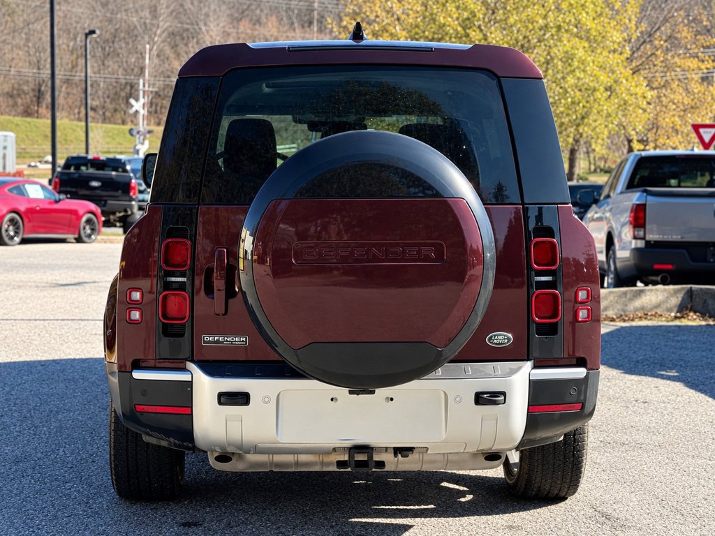 Used 2023 Land Rover Defender 130 First Edition AWD/4WD image 4
