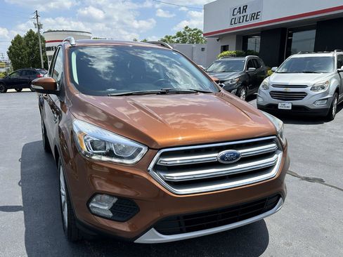 Used 2017 Ford Escape Titanium FWD image 5