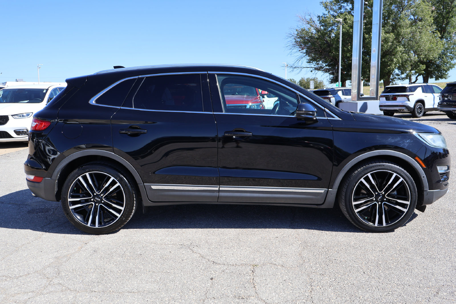 Used 2018 Lincoln MKC Reserve AWD/4WD image 5