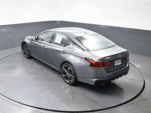 Used 2024 Nissan Altima 2.5 SR image 44