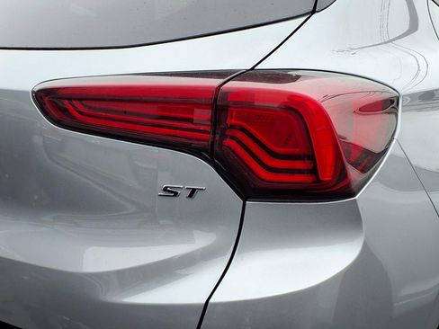 Used 2024 Buick Encore GX Sport Touring image 23