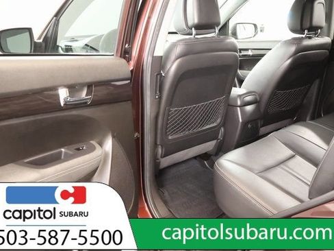 Used 2011 Kia Sorento EX w/ Premium Pkg AWD/4WD image 29