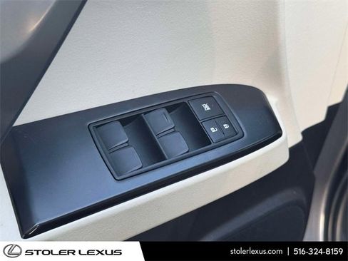 Used 2023 Lexus GX 460 Premium image 19