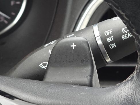 Used 2022 Buick Enclave Premium w/ Experience Buick Package image 17