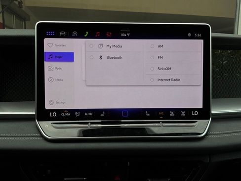 Used 2026 Volkswagen Tiguan SE FWD image 30