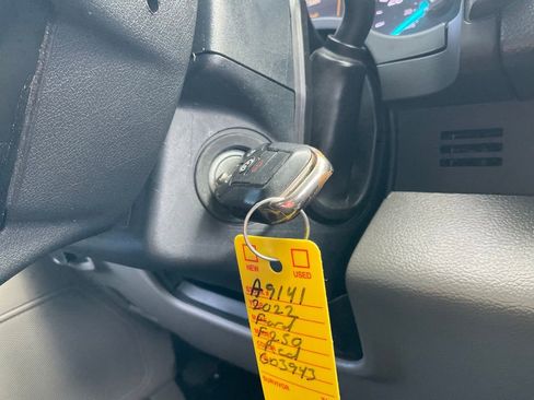 Certified 2022 Ford F250 XLT w/ XLT Premium Package image 27