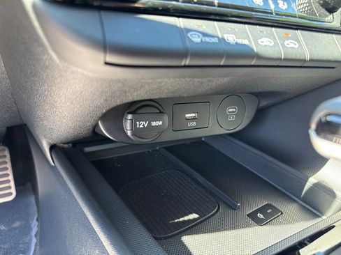 Certified 2026 Hyundai Elantra Sport FWD image 29
