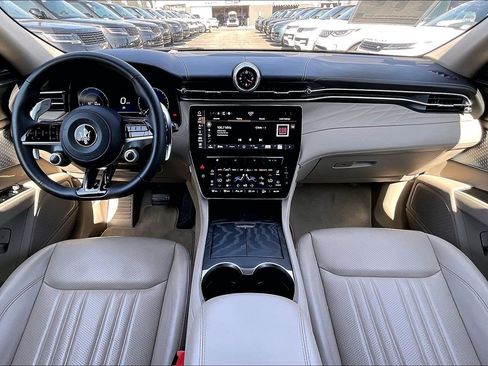 Used 2023 Maserati Grecale GT AWD/4WD image 15