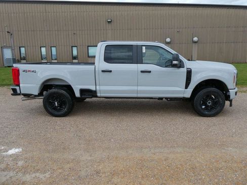 New 2026 Ford F250 XL w/ STX Appearance Package AWD/4WD image 4
