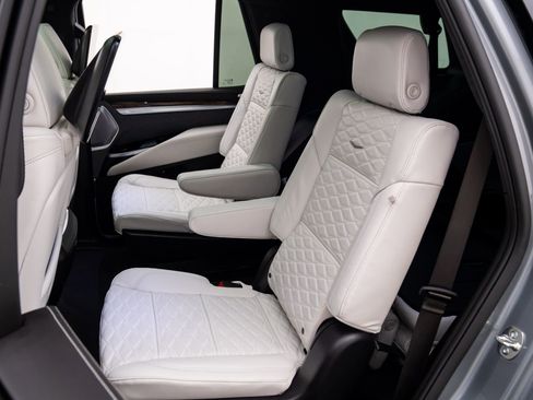 New 2026 Cadillac Escalade Platinum Sport w/ LPO, ONYX Package image 15