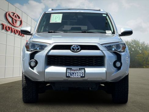 Certified 2016 Toyota 4Runner SR5 AWD/4WD image 8