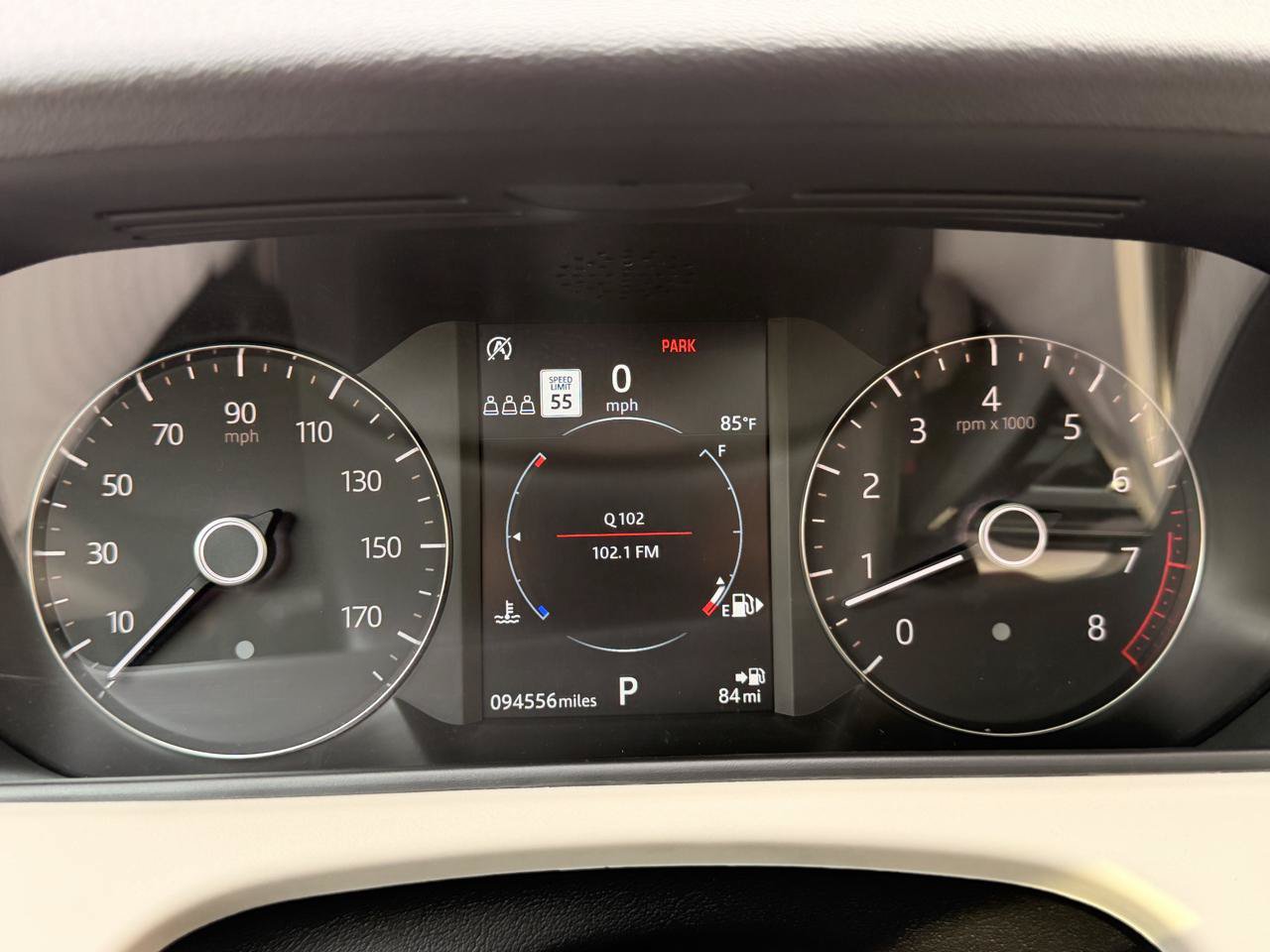 Used 2019 Land Rover Range Rover Velar S AWD/4WD image 36