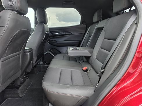 Used 2023 Chevrolet TrailBlazer RS w/ Convenience Package image 16