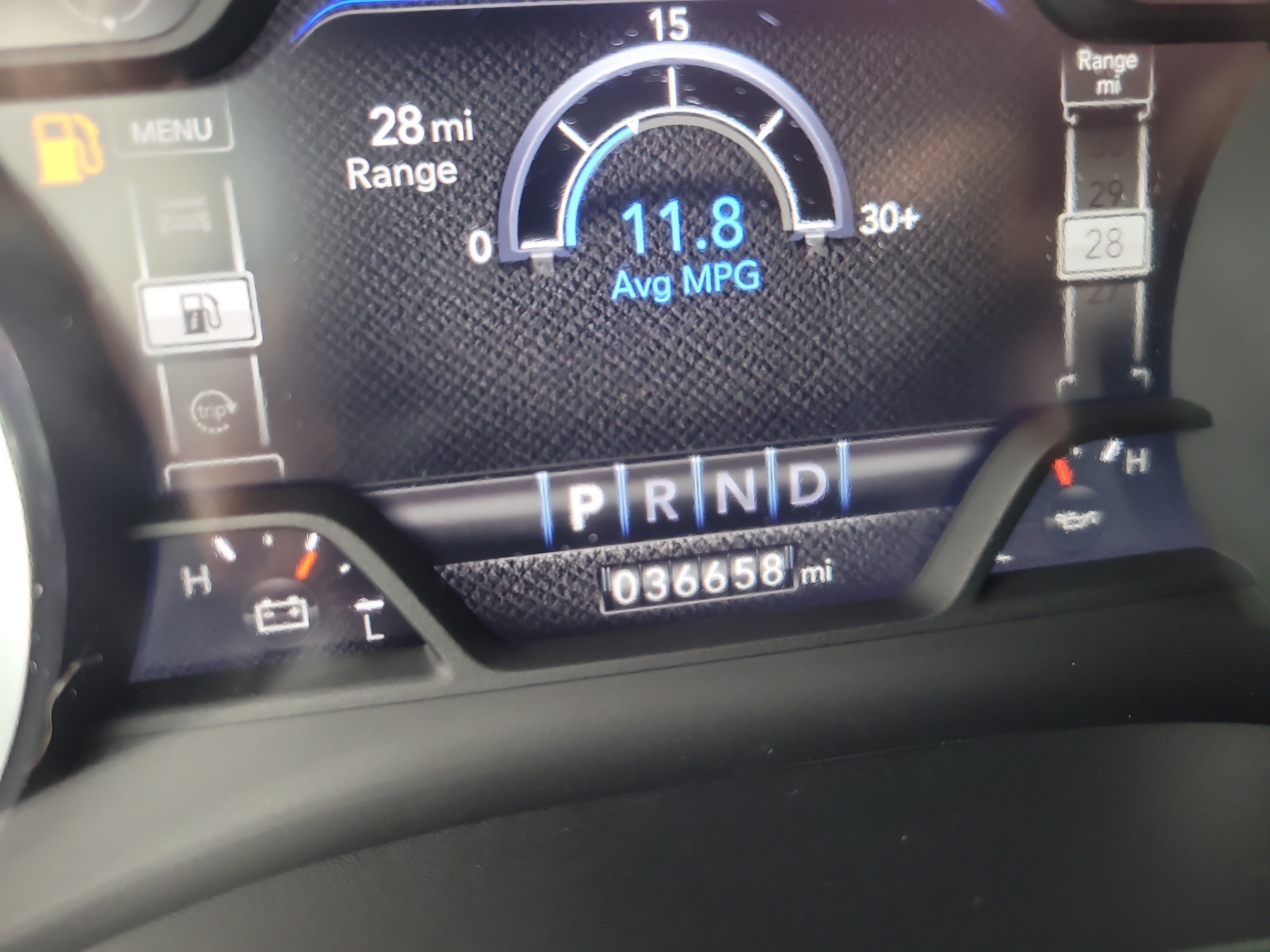Used 2023 RAM 1500 Laramie AWD/4WD image 31