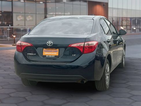 Used 2018 Toyota Corolla LE w/ Carpet Mat Package (TMS) FWD image 10
