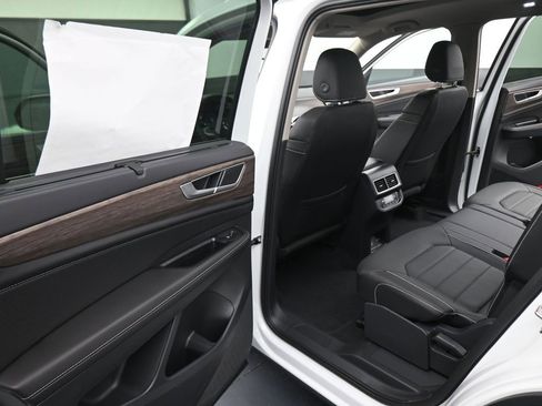 New 2026 Volkswagen Atlas SEL AWD/4WD image 39