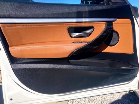 Used 2017 BMW 330i Gran Turismo xDrive image 22