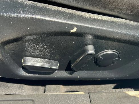 Used 2013 Ford Fusion SE FWD image 15