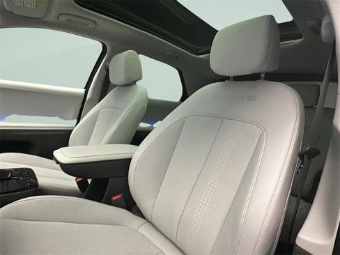 New 2026 Hyundai Ioniq 5 Limited image 9