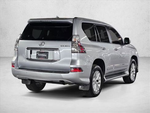 Used 2019 Lexus GX 460 image 5