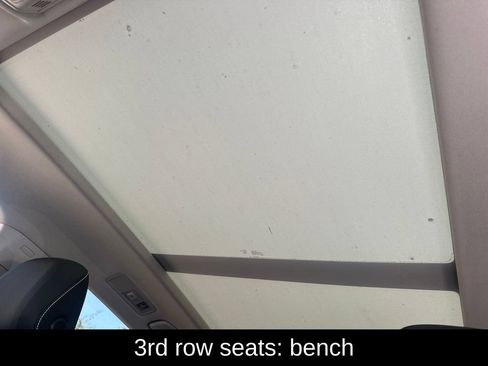Used 2023 Volkswagen Tiguan SE w/ Panoramic Sunroof Package FWD image 14