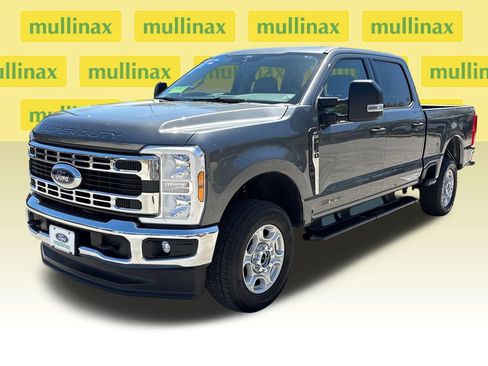 Certified 2025 Ford F250 XLT image 15