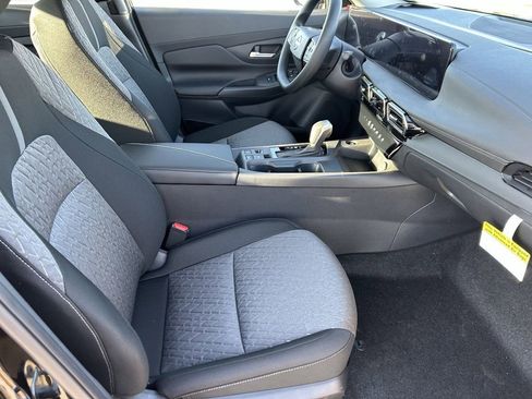 New 2026 Nissan Sentra SV w/ Floor Mat Package image 9
