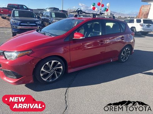 Used 2017 Toyota Corolla iM image 13